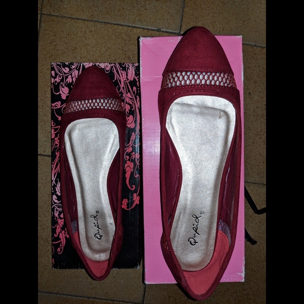 Pointed Toe Wine/Burgundy Flats